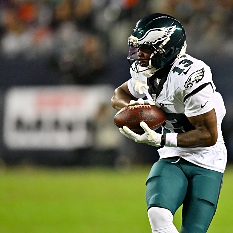 Dontayvion Wicks generates little in Chicago