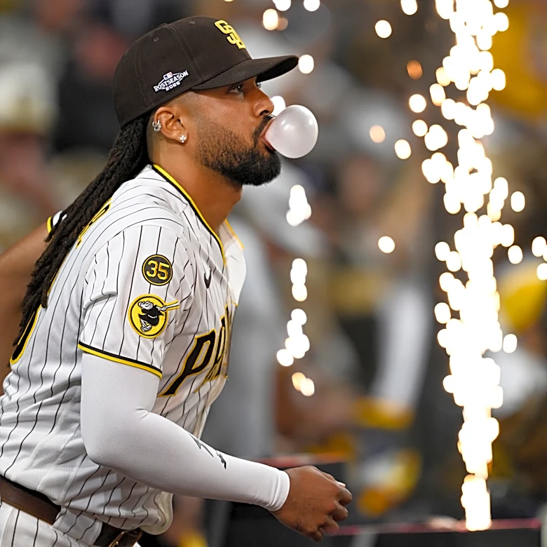 Where to watch Cubs vs Padres today: Game time, predictions and TV channel