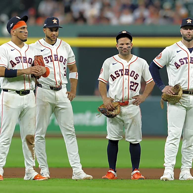 Astros players frustrated with fans booing in wild card loss to White Sox