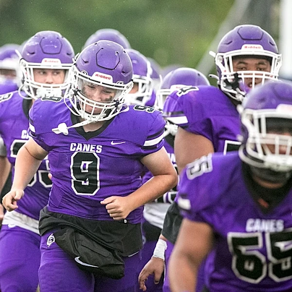 Florida high school football team faces more heartbreak as 31-year-old coach dies
