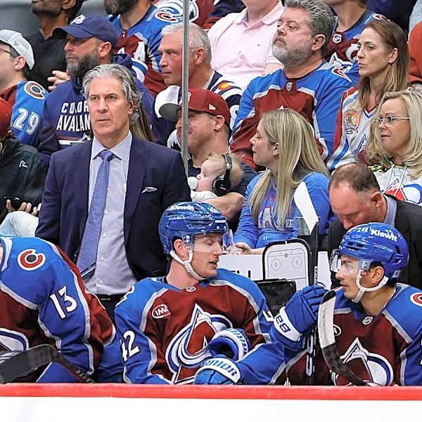 Avalanche give coach Jared Bednar new contract, avoid lame-duck season