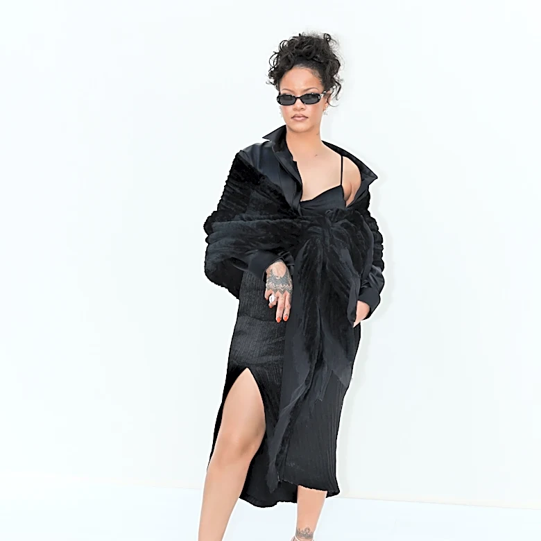 Florida woman indicted for 'attempting to kill' Rihanna in shooting