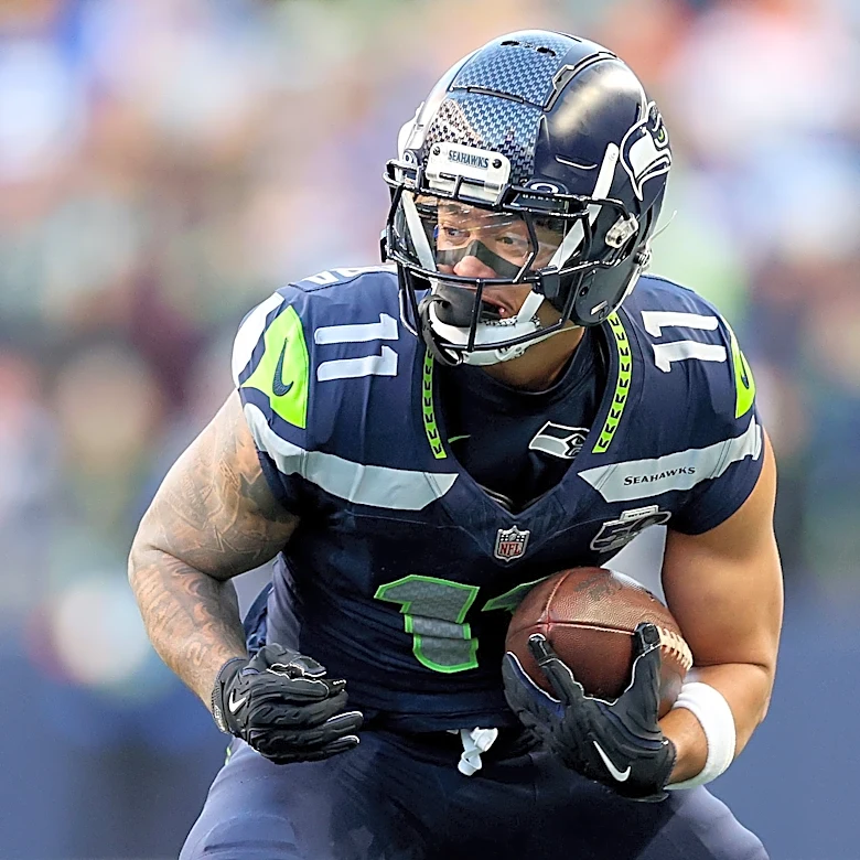 Chargers at Seahawks: Predictions, picks and odds for NFL Week 4 game
