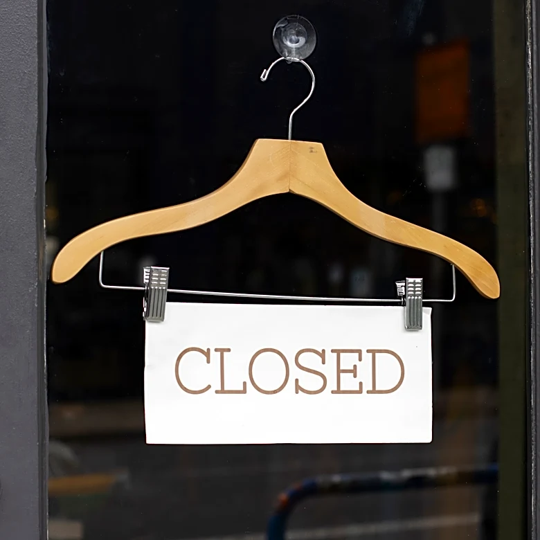 Longstanding fashion retailer to close 120 stores by end of 2026