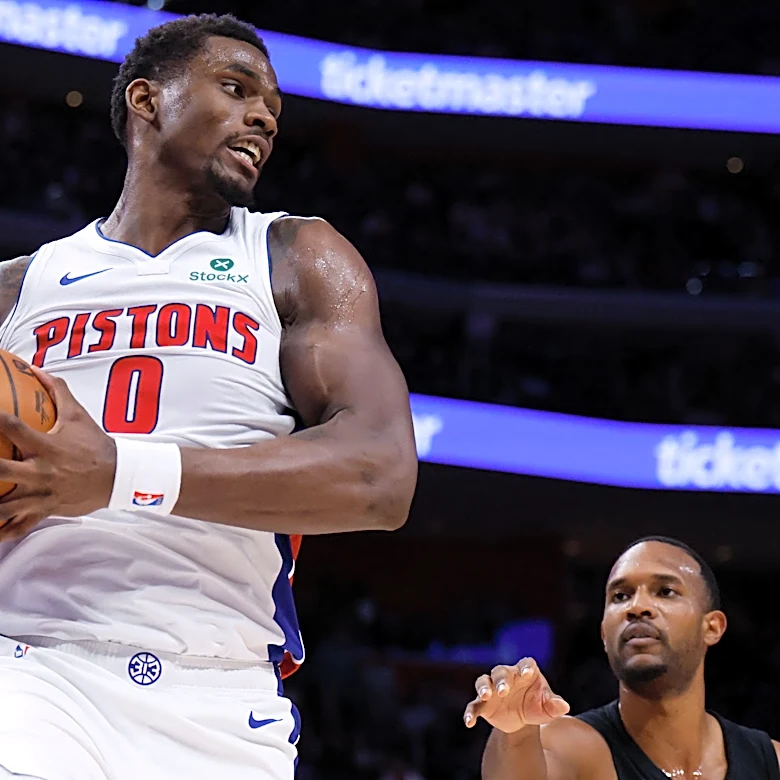 Jalen Duren ends standoff with Pistons, agrees to $200 million contract