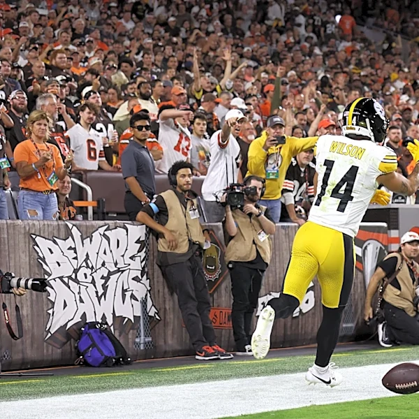 Roman Wilson opens the scoring on Thursday Night Football