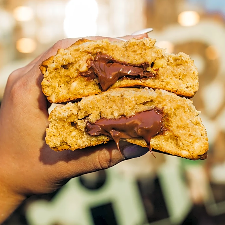 This famous cookie chain is shuttering all locations