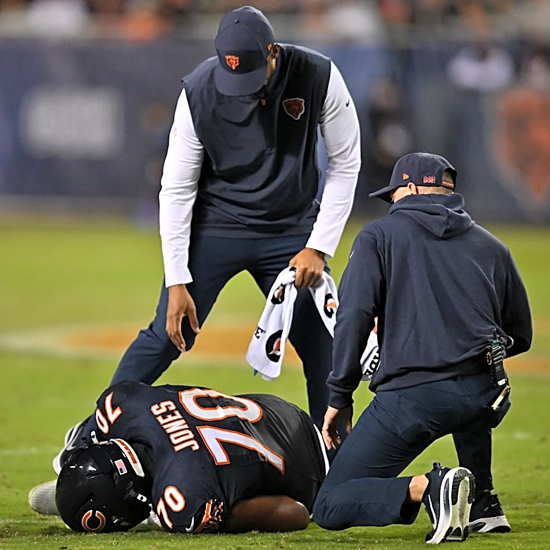 Braxton Jones heads to IR
