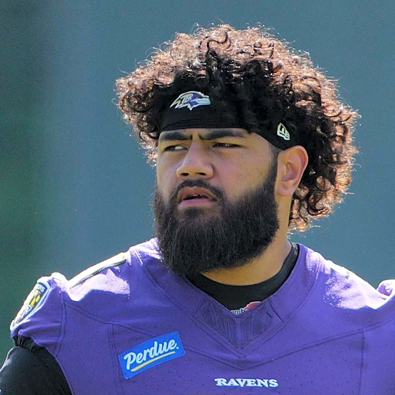 Vega Ioane to start at center