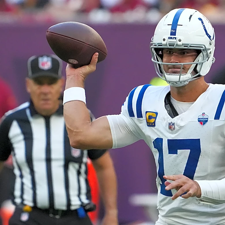 Daniel Jones records two turnovers in Week 4