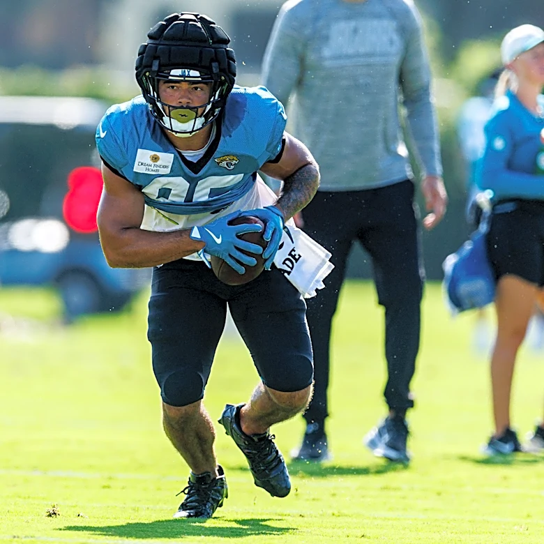 Brenton Strange nearly reaches 100 yards in Week 4