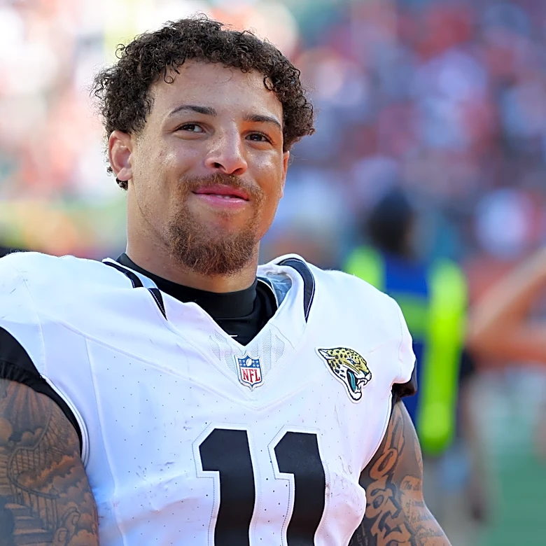 Parker Washington quiet in Week 4