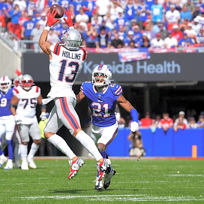 Mack Hollins tallies three catches before making early exit in Week 4