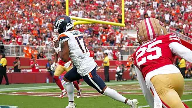 Jaylen Waddle scores first TD