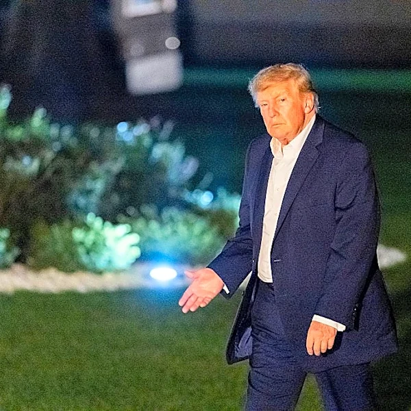 Trump approval rating stays at record low in new poll as midterms near