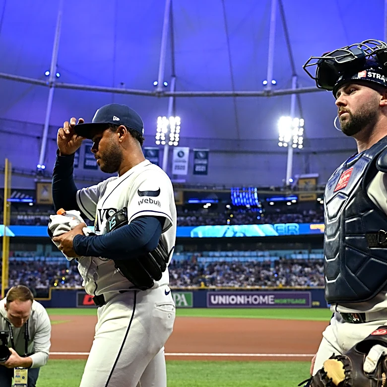 Yankees hit the roof at Tropicana Field - and it's just another out