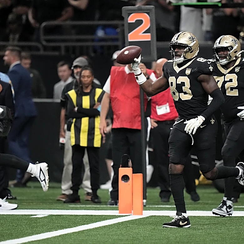 Juwan Johnson collects six catches in Week 4