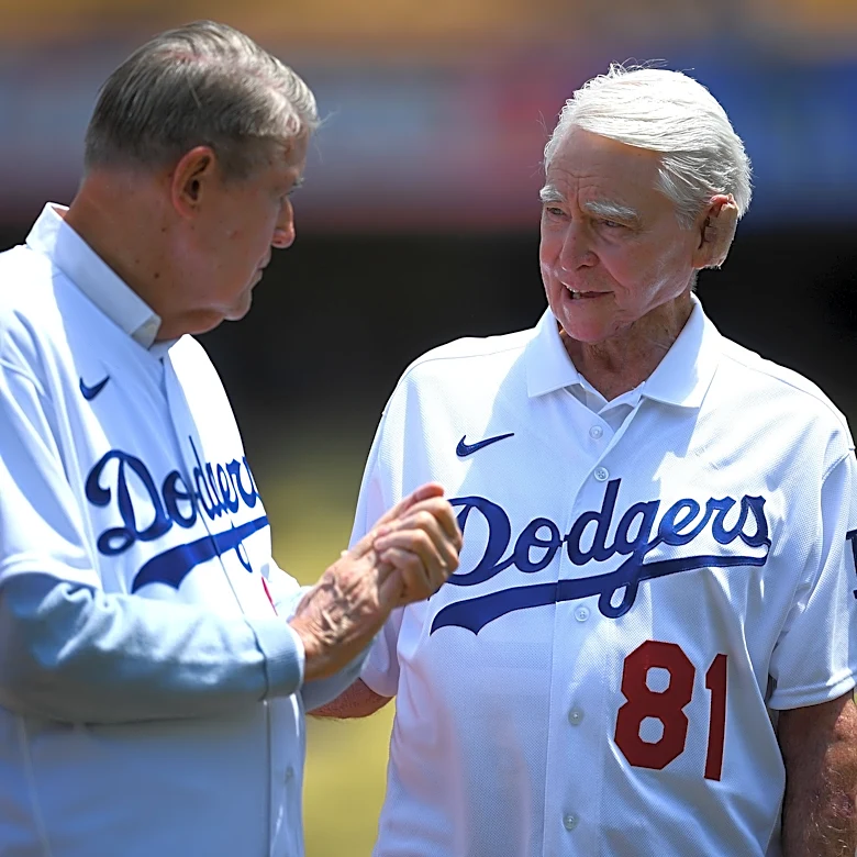 Fred Claire, Dodgers GM whose Kirk Gibson signing created iconic moment, dies