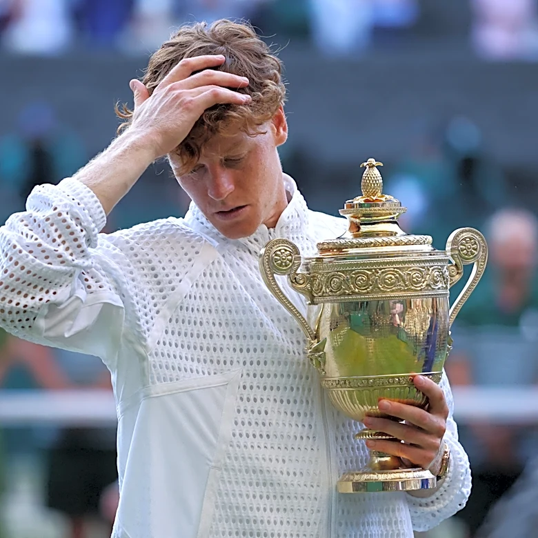 Jannik Sinner shuts down 2026 season to recover from knee injury