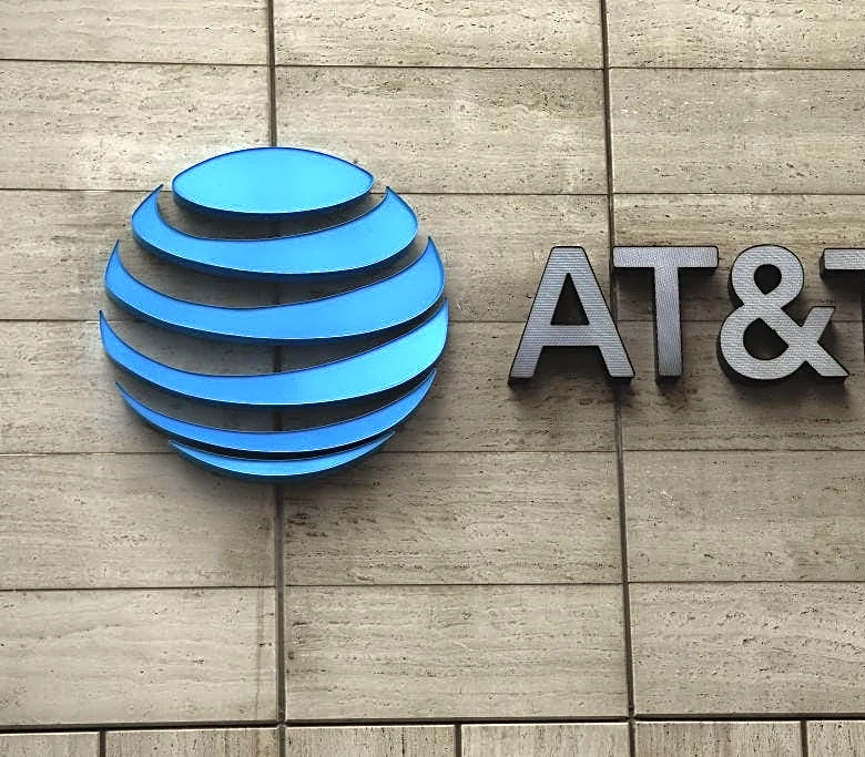AT&T settlement approved. Here's how much customers get