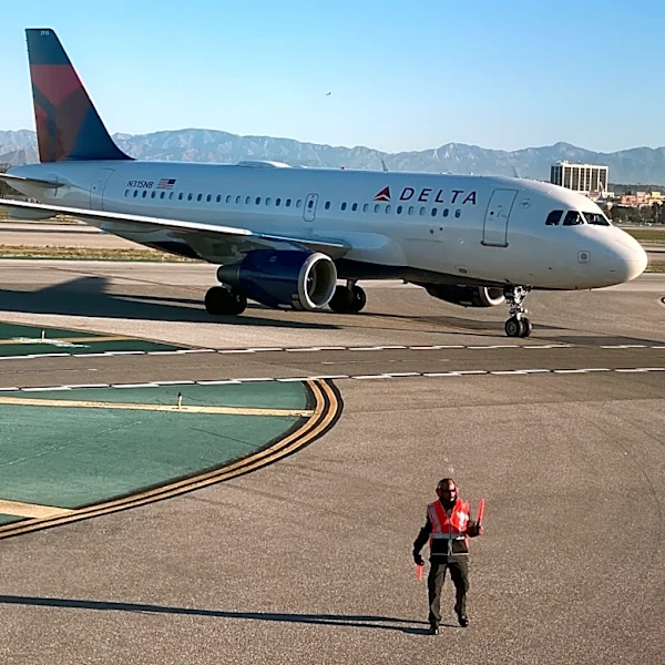 Delta, Air Canada planes collide on taxiway at LAX