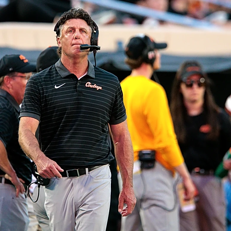 Mike Gundy to appear on TNT college football broadcast on Saturday