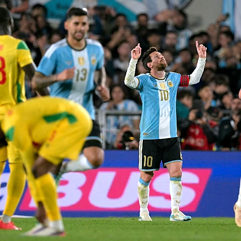Watch: Messi scores for Argentina in final international game
