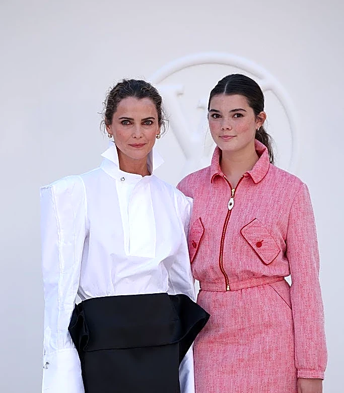 Keri Russell's daughter Willa, 13, makes public debut at Paris Fashion Week