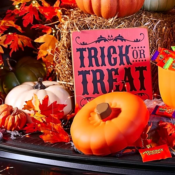 This Reese’s-filled pumpkin bowl is just $28 on Amazon for Prime Big Deal Days