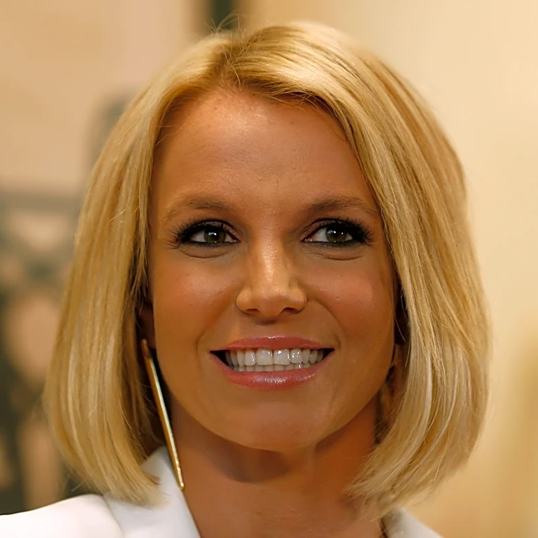 See Britney Spears' rare outing with her sons at Dollywood