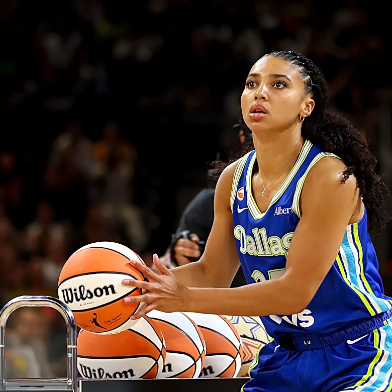 Azzi Fudd, No. 1 pick in WNBA draft, to join UConn Huskies of Honor