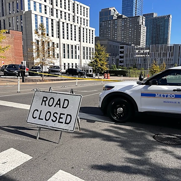 Man who pulled gun inside Nashville federal courthouse fatally shot