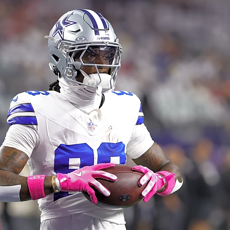 CeeDee Lamb injury update as Cowboys star WR exits vs. Buccaneers