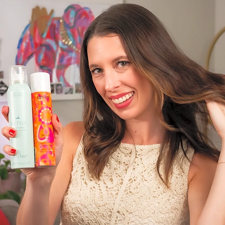 Your guide for using dry shampoo to combat greasy hair