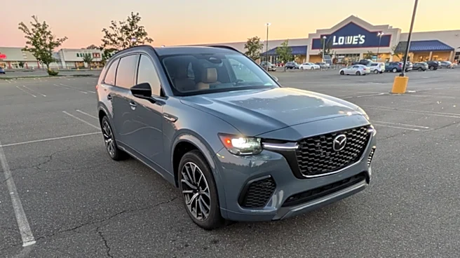 I tested family SUVs. These 3 are among the safest to buy