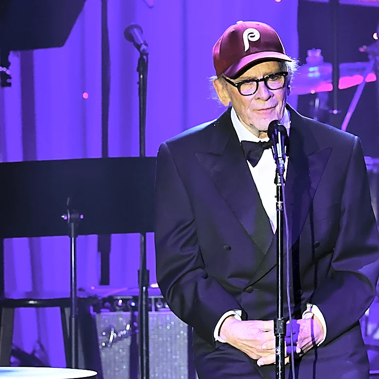 Art Garfunkel, 84, postpones tour due to respiratory infection