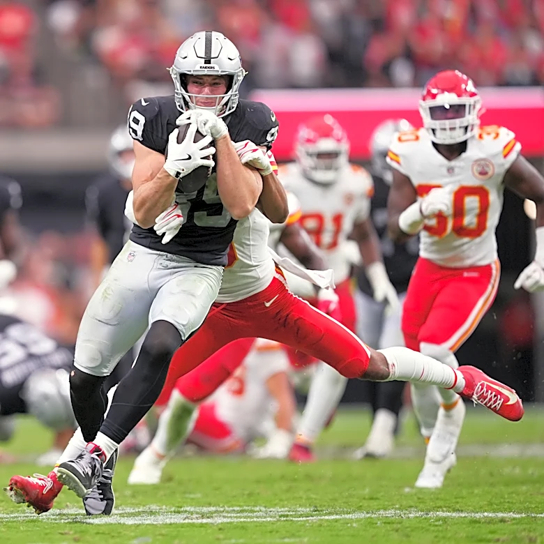 Brock Bowers on track to play in Week 5