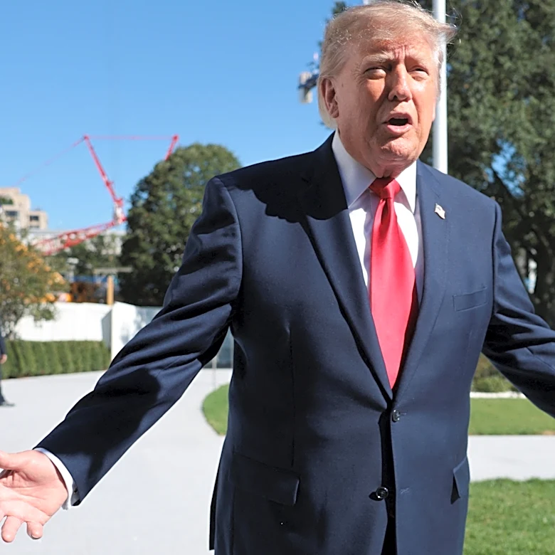Trump asks Supreme Court to revive 2016 election lawsuit against Hillary Clinton