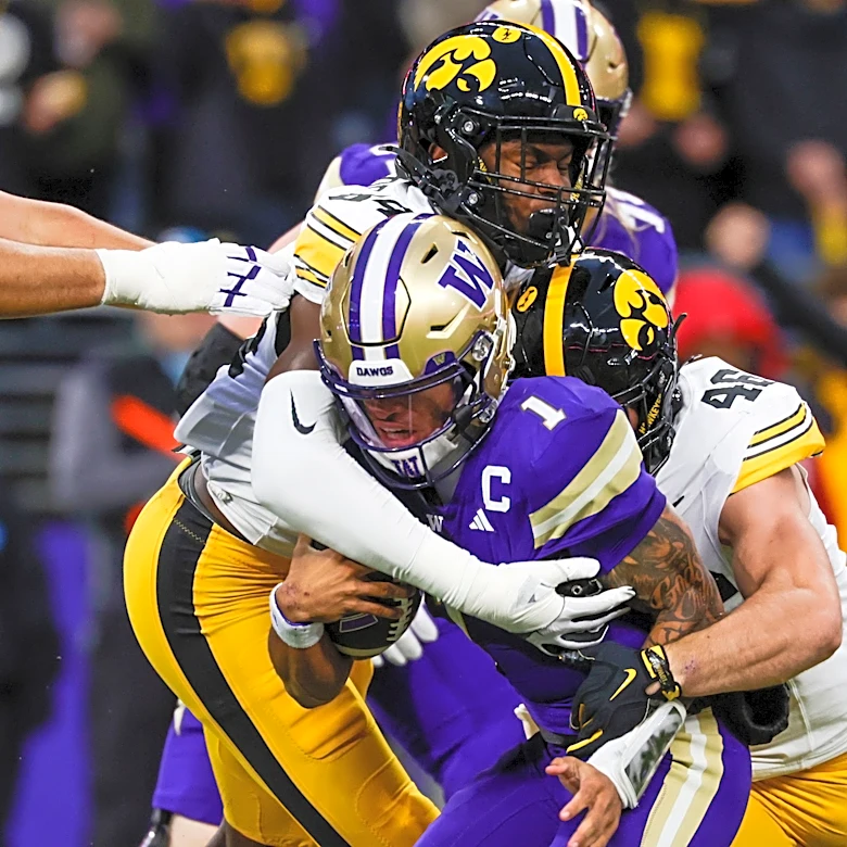 Demond Williams injury update: Latest on Washington QB exit vs Iowa