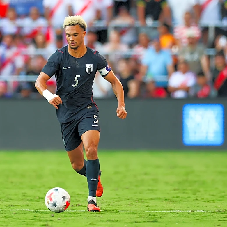 USMNT defender Robinson misses Fulham match with ankle injury