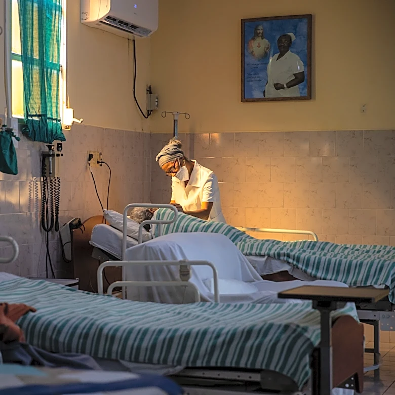 As Cubans flee crisis, these nuns care for elders left behind