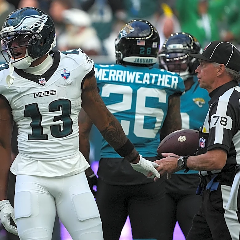 Dontayvion Wicks finishes with 63 yards in Week 5