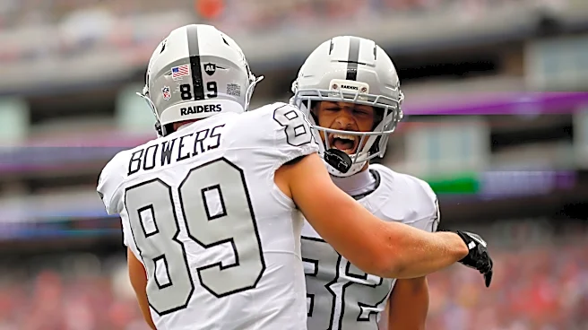 Brock Bowers rolls up big numbers again in Week 5