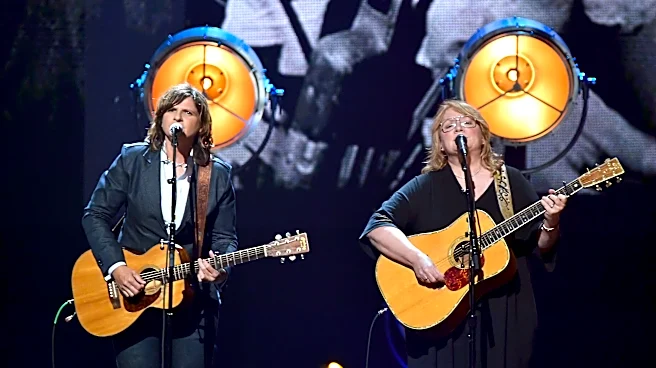Indigo Girls cancel show after tour bus driver dies in highway crash