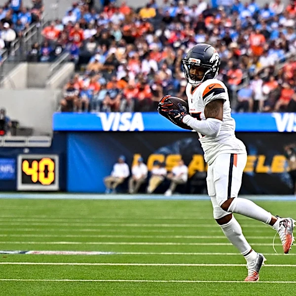 Jaylen Waddle bottled up by Chargers in Week 5