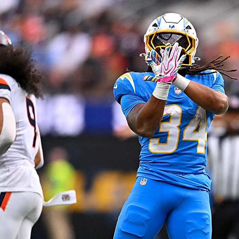 Keaton Mitchell logs nine touches in Week 5