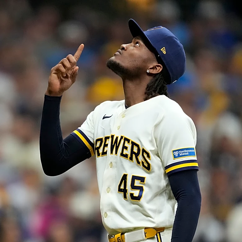 Brewers edge Dodgers in tense NLCS Game 1: Takeaways and highlights