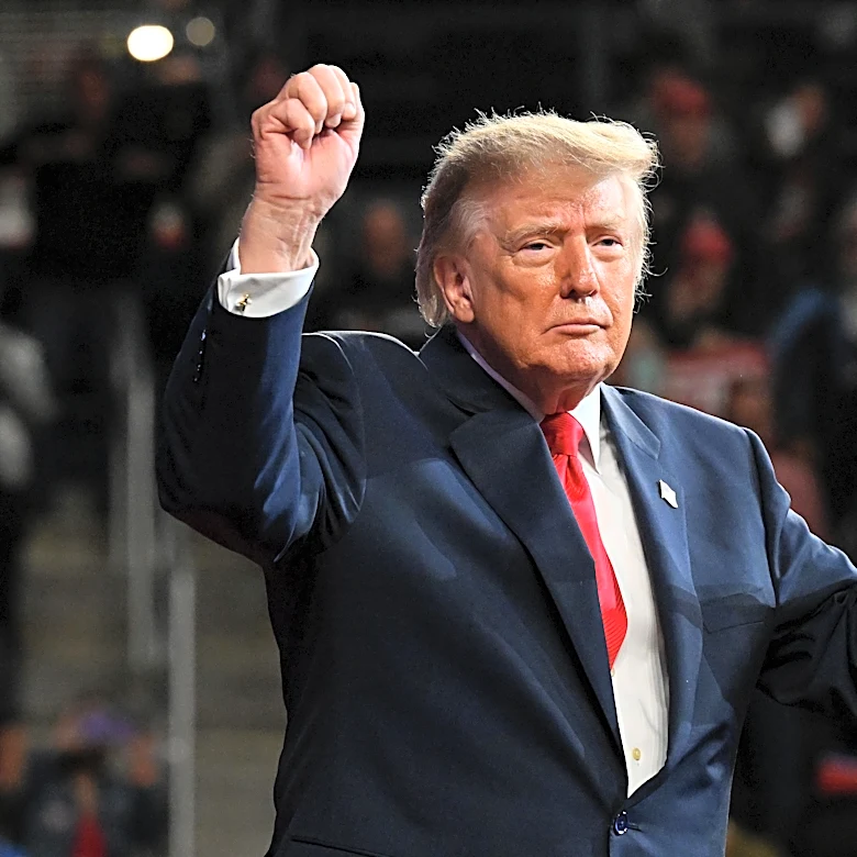 Trump suggests renaming Atlantic or Pacific Ocean