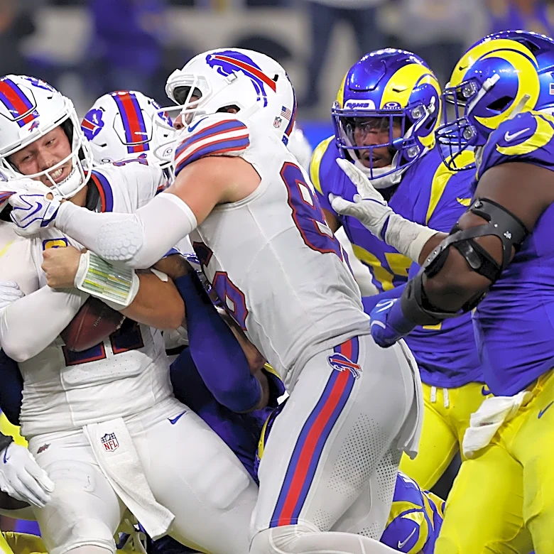 Rams' Alaric Jackson throws punch at Bills' Bradley Chubb after MNF game