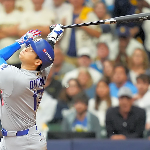 Will Dodgers bench Shohei Ohtani for Game 3 vs Brewers? What we know